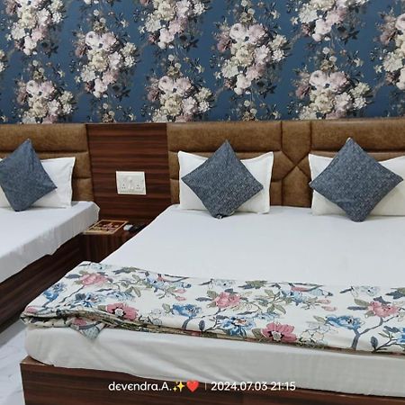 Hotel Ganga Sagar Ujjain Bagian luar foto