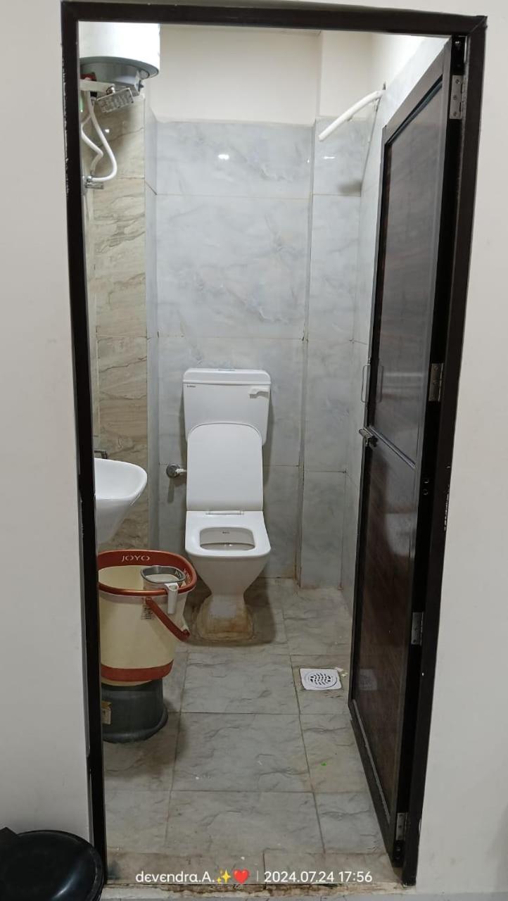 Hotel Ganga Sagar Ujjain Bagian luar foto